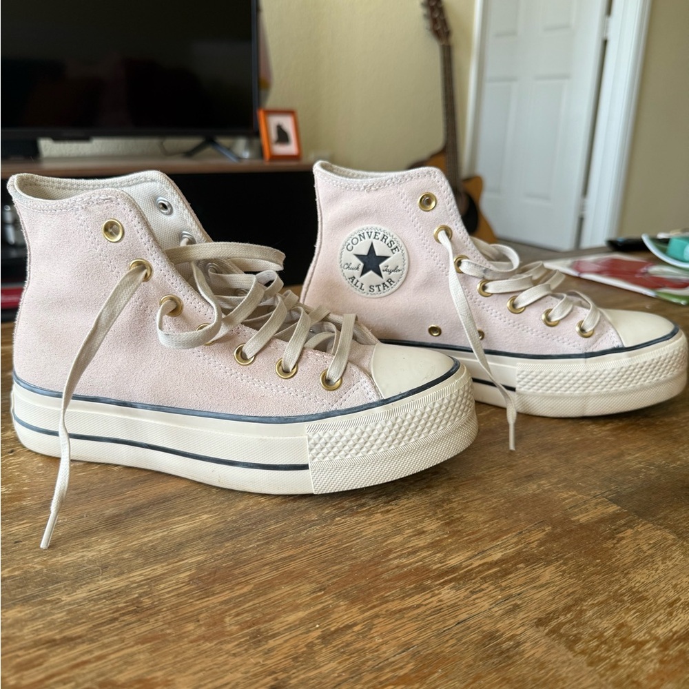 Converse Light Pink Suede Platform  High-Tops